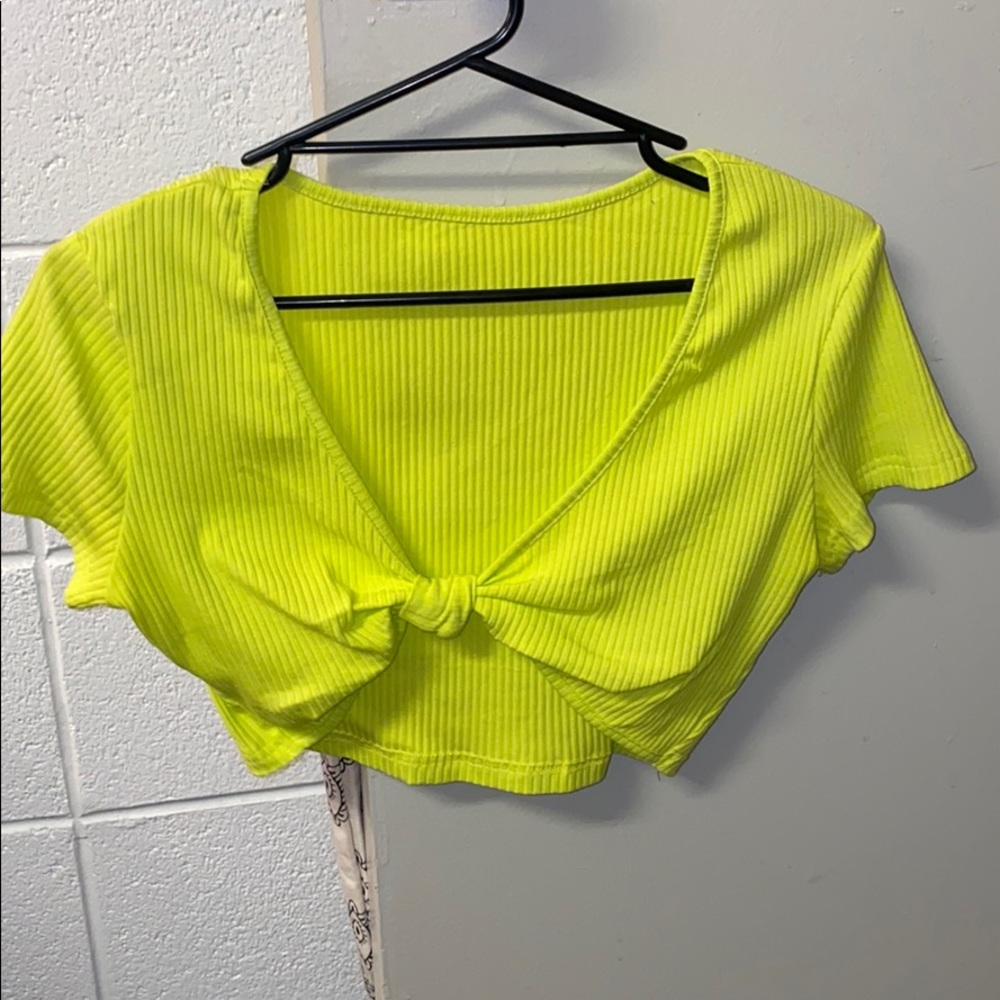 neon green/yellow crop top
